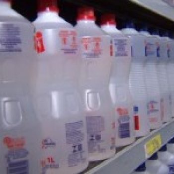 Anvisa publica proibição de venda de álcool líquido com mais de 54º GL